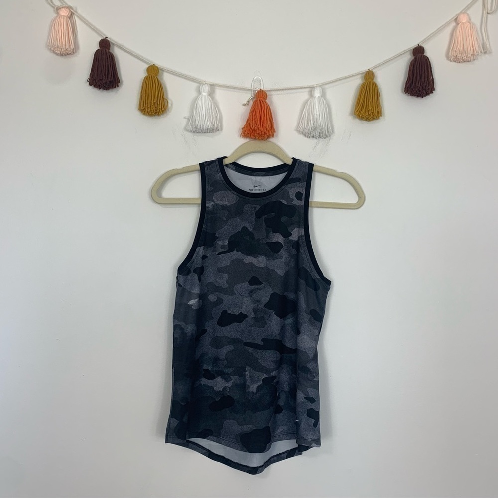 Nike Dri-Fit Gray Black Camo Print Tank Top Size XS